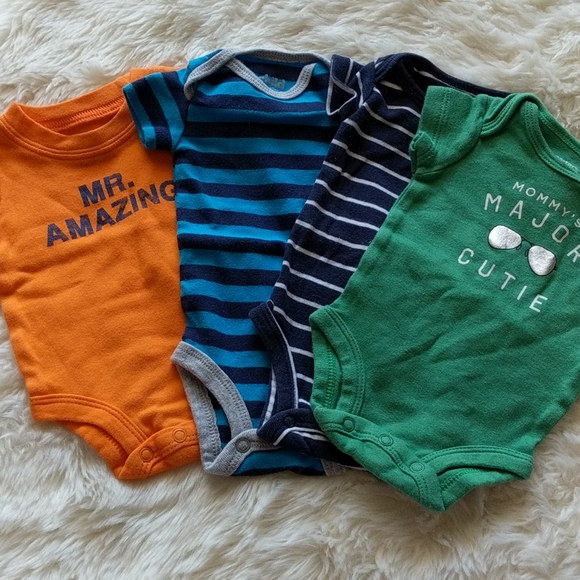 Carter's New Born Bundle Romper and Onesies Summer - Picture 4 of 5